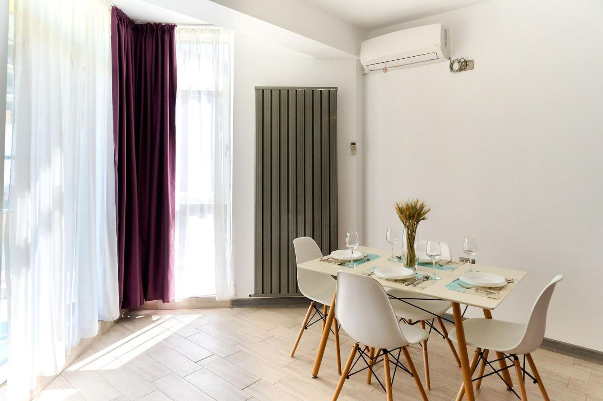 Evelyn'S Apartment Spa&Pool Beach Resort Mamaia Bagian luar foto