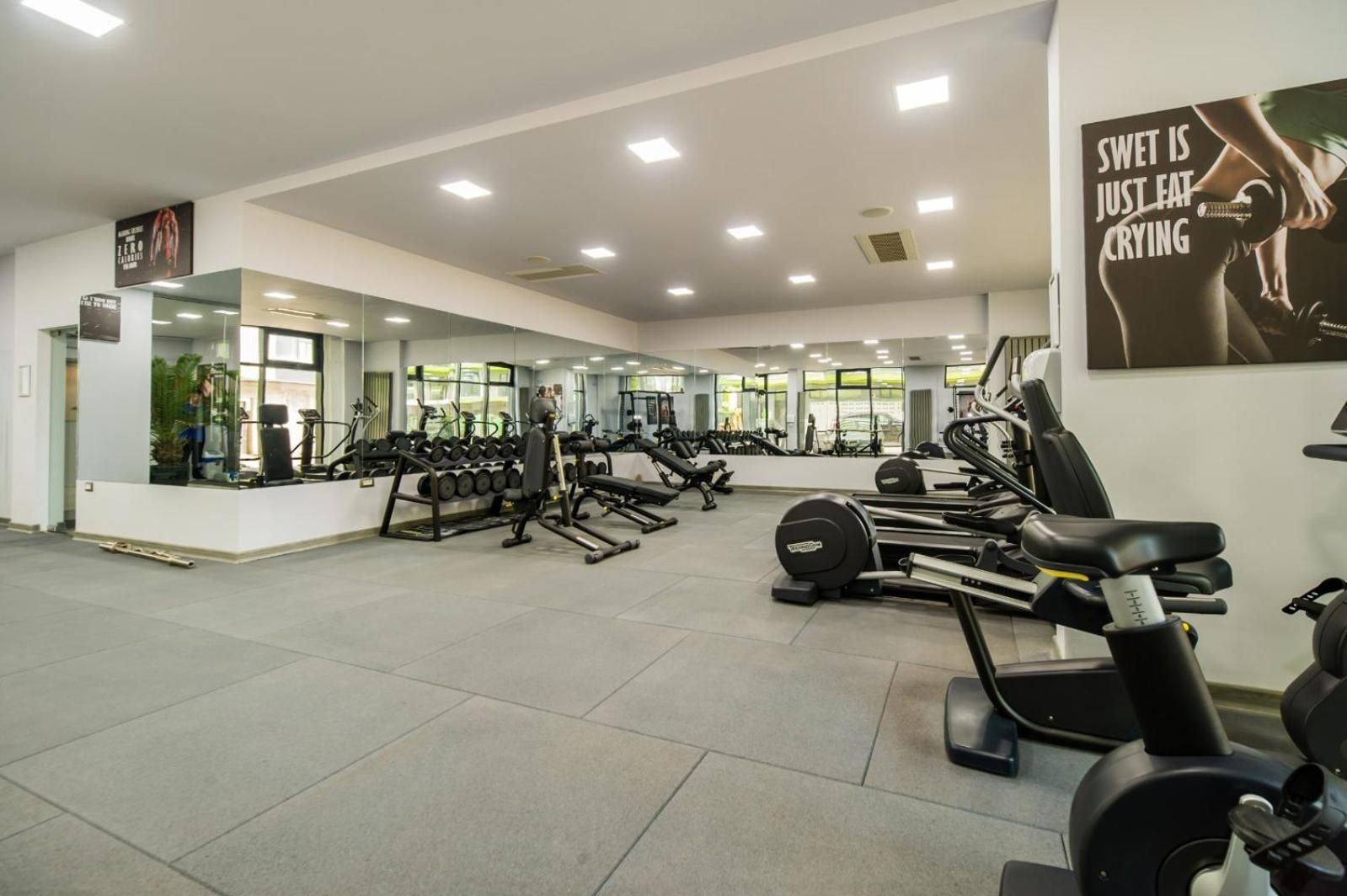 Evelyn'S Apartment Spa&Pool Beach Resort Mamaia Bagian luar foto