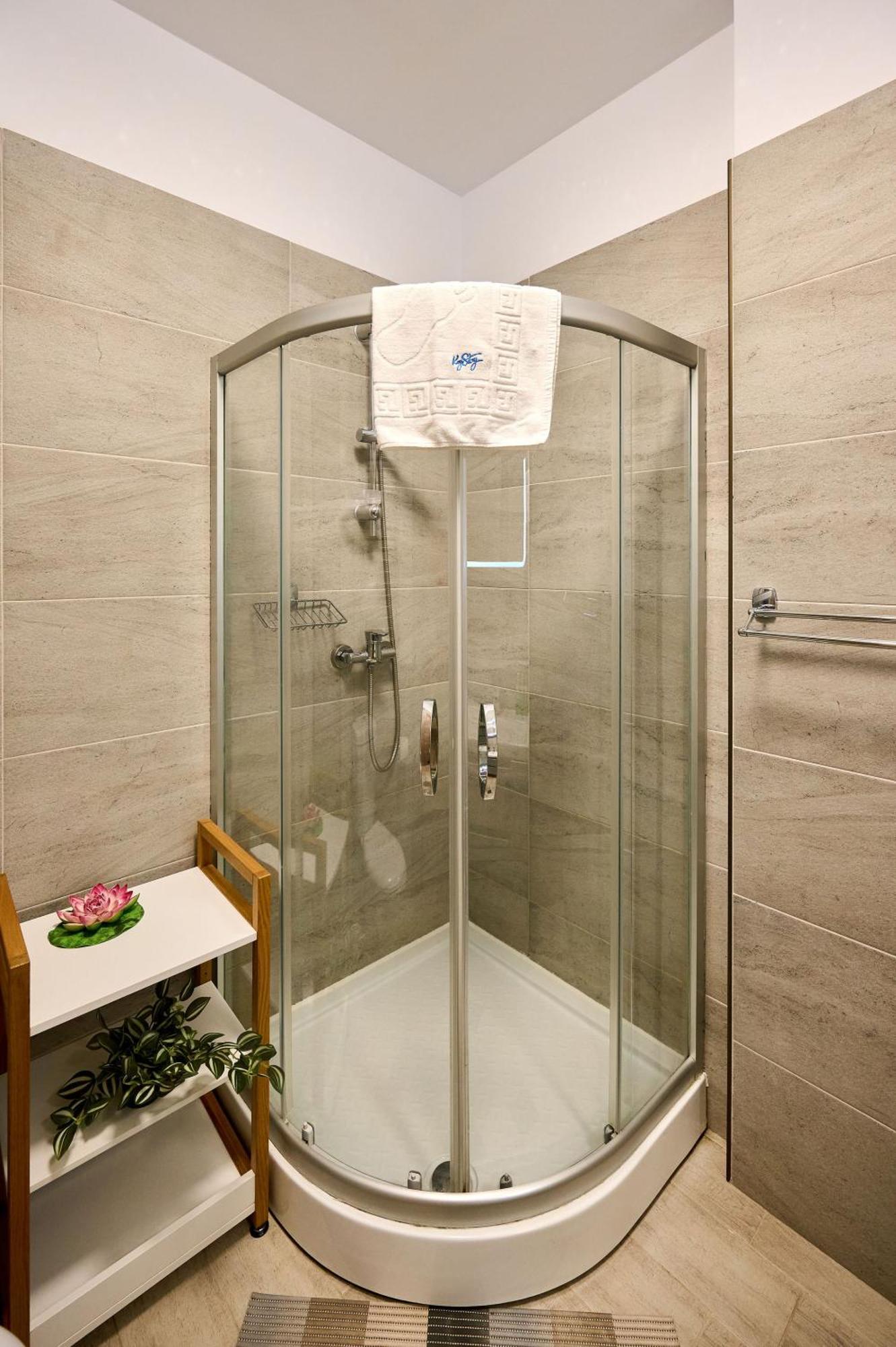 Evelyn'S Apartment Spa&Pool Beach Resort Mamaia Bagian luar foto